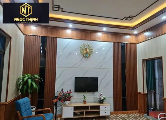 VÁCH ỐP TƯỜNG TV GIÁ RẺ BIÊN HÒA